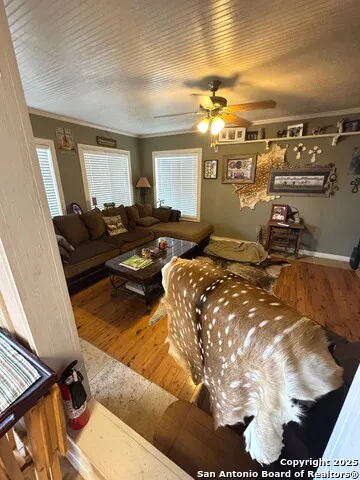 2485 Bump Gate Pipe Creek, TX 78063