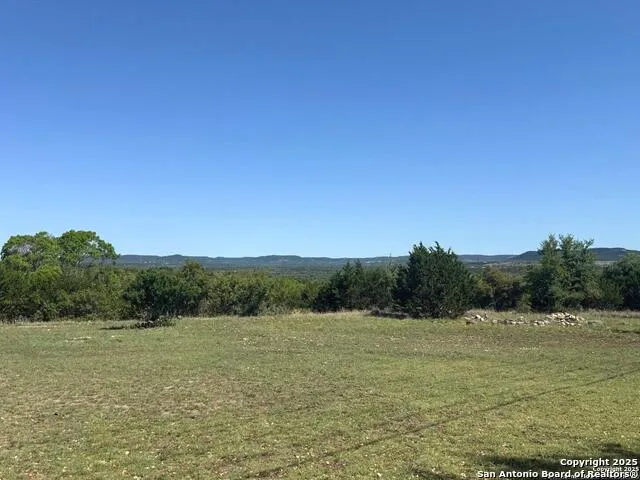 2485 Bump Gate Pipe Creek, TX 78063