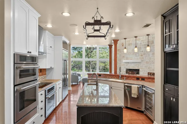 23 Nopalito San Antonio, TX 78261
