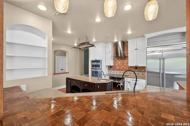 23 Nopalito San Antonio, TX 78261
