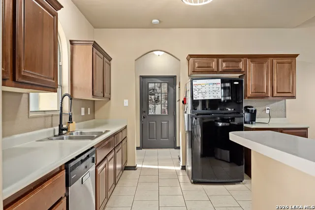 803 RIVER RANCH DR Bandera, TX 78003