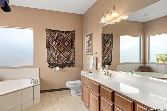 803 RIVER RANCH DR Bandera, TX 78003