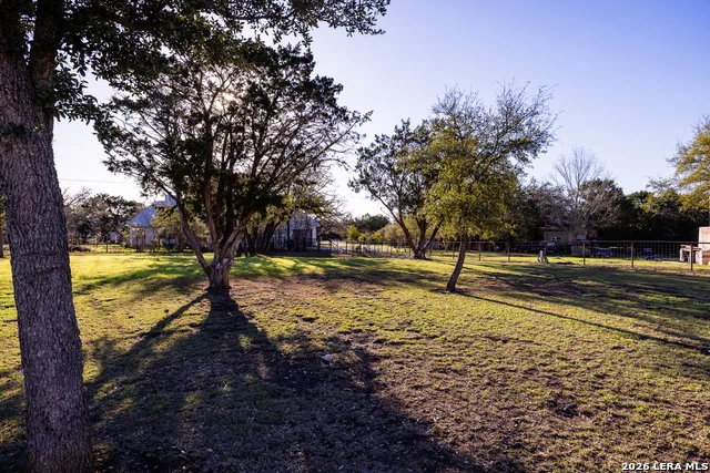 803 RIVER RANCH DR Bandera, TX 78003