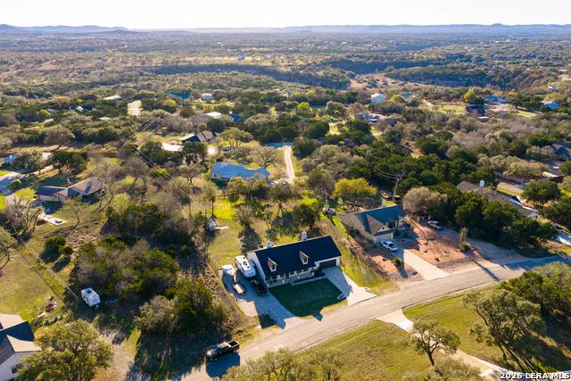 803 RIVER RANCH DR Bandera, TX 78003