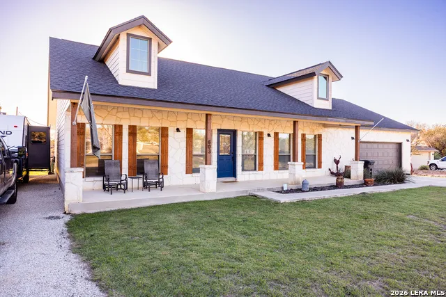 803 RIVER RANCH DR Bandera, TX 78003