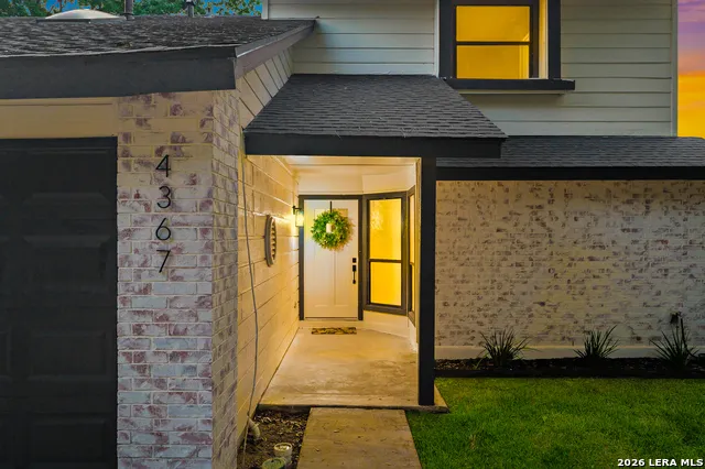 4367 Hilton Head St San Antonio, TX 78217