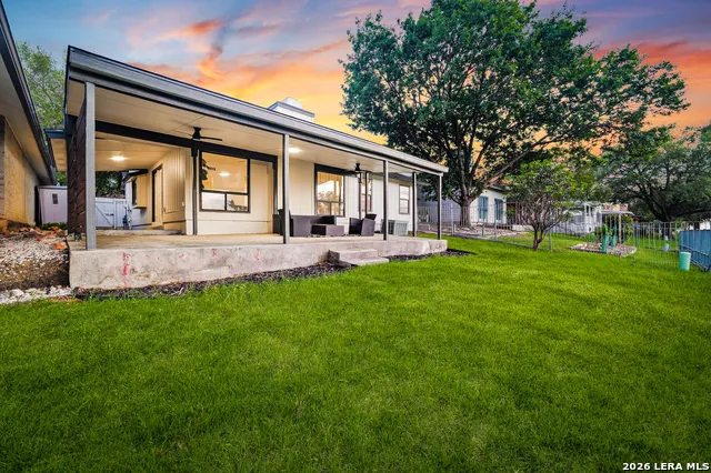 4367 Hilton Head St San Antonio, TX 78217