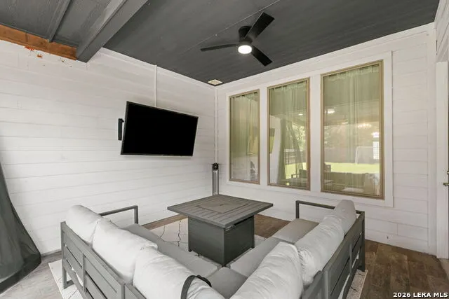 8928 WHIMSEY RDG Fair Oaks Ranch, TX 78015
