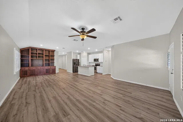 1921 Grey Wagtail New Braunfels, TX 78130