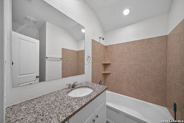 1921 Grey Wagtail New Braunfels, TX 78130