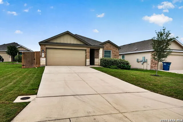 1921 Grey Wagtail New Braunfels, TX 78130