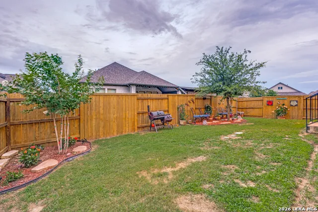369 Eagle Ford Dr Kyle, TX 78640