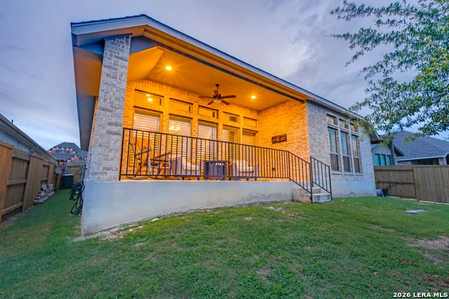 369 Eagle Ford Dr Kyle, TX 78640
