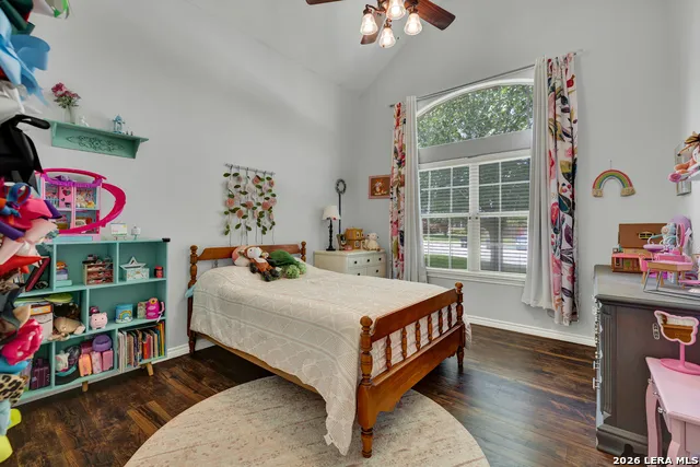 1159 CHERRY HL New Braunfels, TX 78130