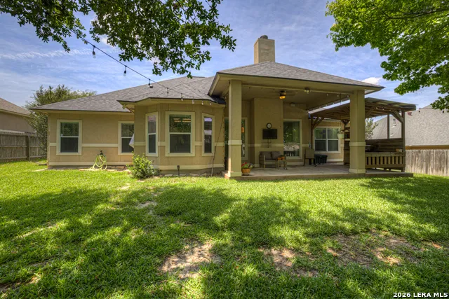 1159 CHERRY HL New Braunfels, TX 78130