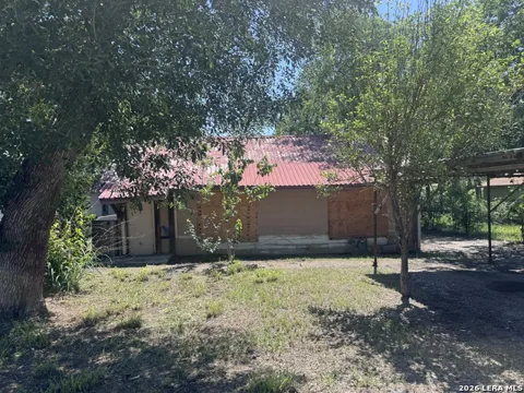 410 Amanda St