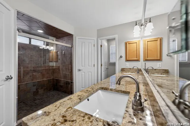 317 Yorktown Pleasanton, TX 78064