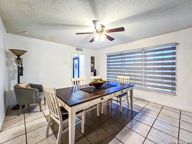 2199 HILLCREST BLVD Eagle Pass, TX 78852