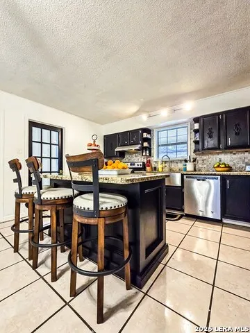 2199 HILLCREST BLVD Eagle Pass, TX 78852