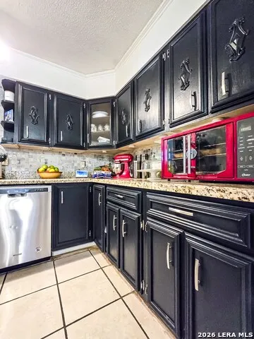 2199 HILLCREST BLVD Eagle Pass, TX 78852