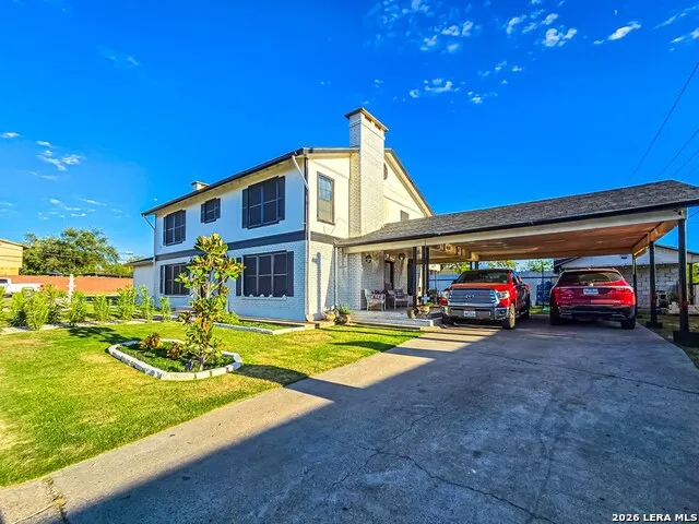 2199 HILLCREST BLVD Eagle Pass, TX 78852