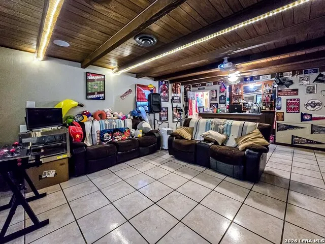 2199 HILLCREST BLVD Eagle Pass, TX 78852