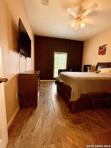 721 DEAF SMITH RD Beeville, TX 78102