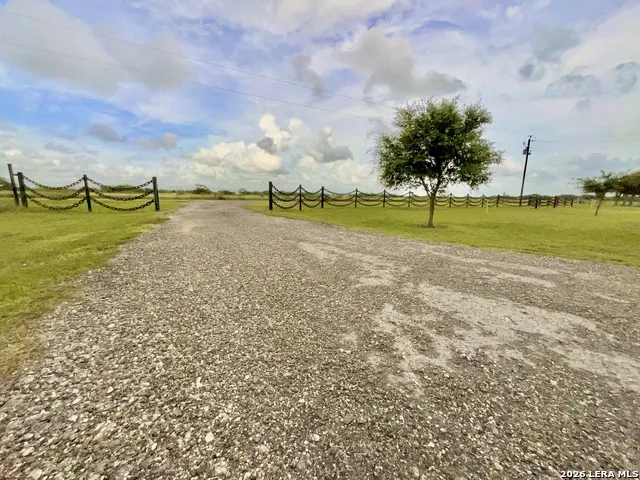 721 DEAF SMITH RD Beeville, TX 78102