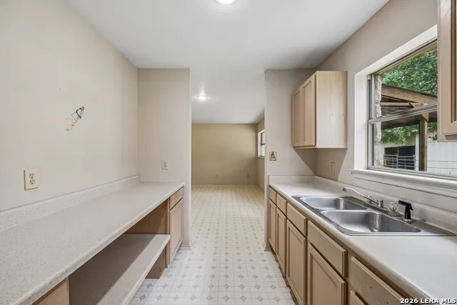 4125 County Road 251 Hondo, TX 78861