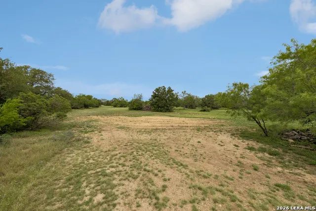 4125 County Road 251 Hondo, TX 78861