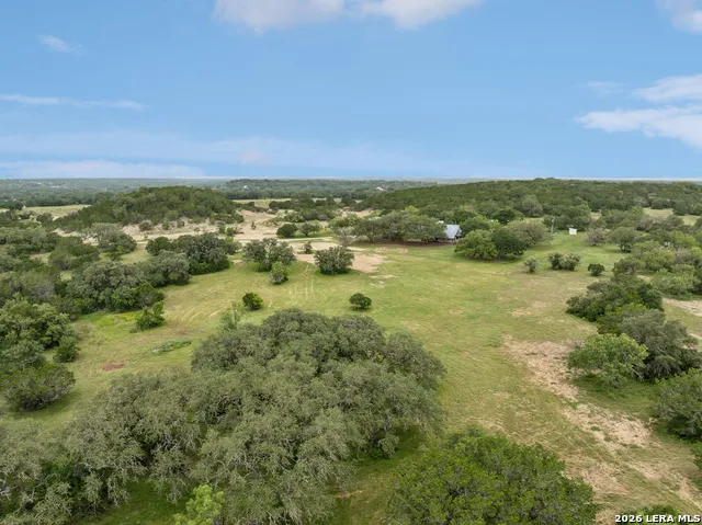4125 County Road 251 Hondo, TX 78861
