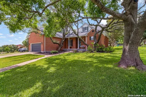 29607 FAIRWAY BLUFF DR