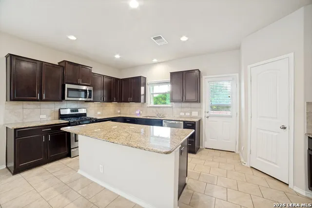 724 Smooth Wine Cibolo, TX 78108