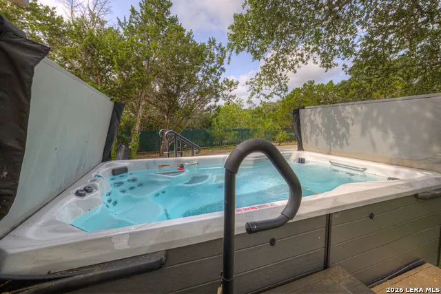 1840 Rustic Oak Ln Spring Branch, TX 78070