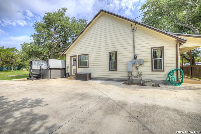 1840 Rustic Oak Ln Spring Branch, TX 78070