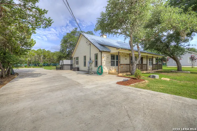 1840 Rustic Oak Ln Spring Branch, TX 78070