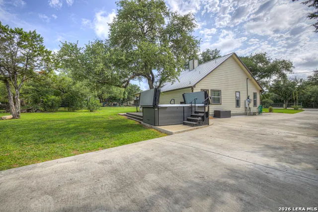 1840 Rustic Oak Ln Spring Branch, TX 78070