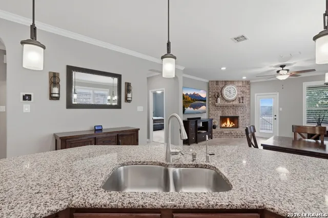 7914 Emmeline Dr Boerne, TX 78015