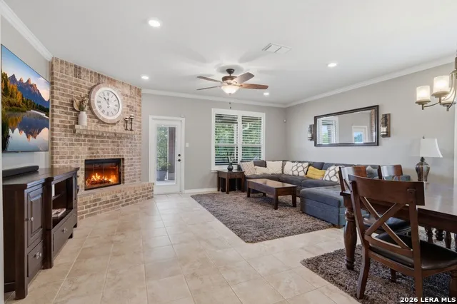 7914 Emmeline Dr Boerne, TX 78015