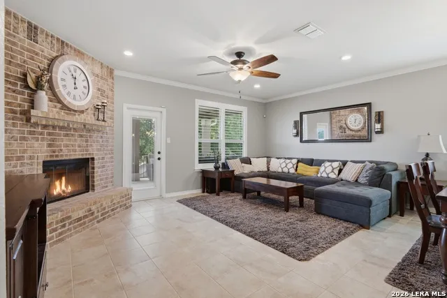 7914 Emmeline Dr Boerne, TX 78015