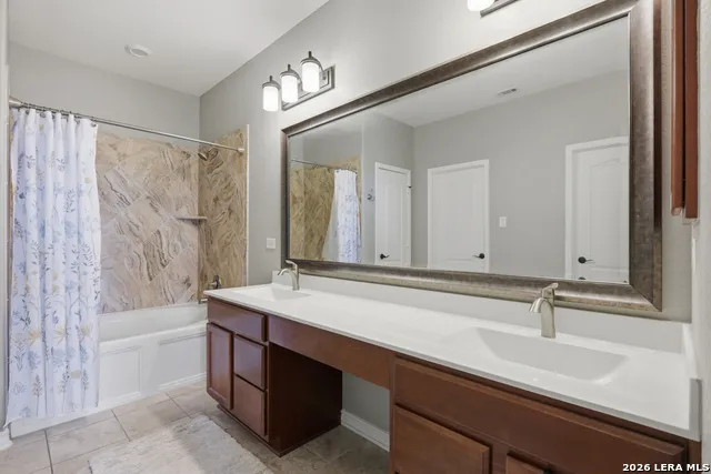 7914 Emmeline Dr Boerne, TX 78015