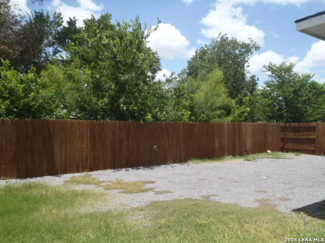 964 ALLENDE ST Seguin, TX 78155