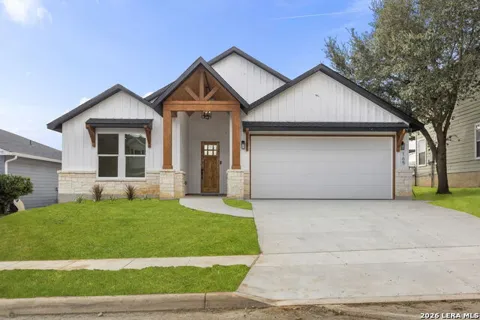 165 Whitewing Way