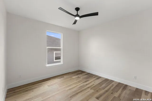 165 Whitewing Way Floresville, TX 78114