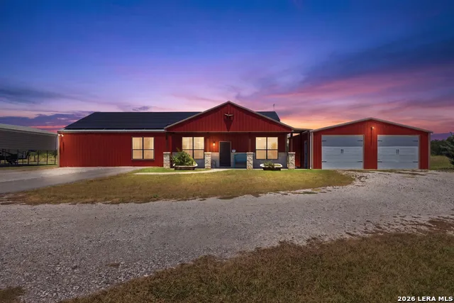 15157 MILLER RD St Hedwig, TX 78152