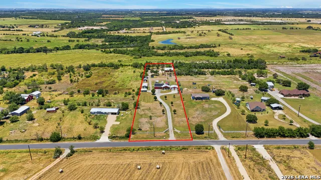 15157 MILLER RD St Hedwig, TX 78152