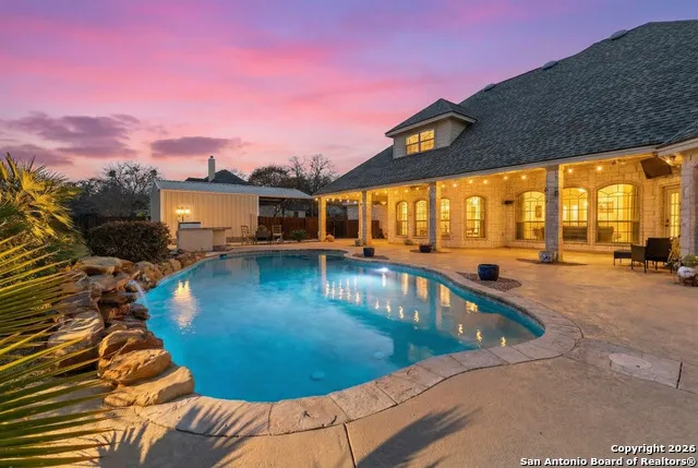 140 Legacy Trail Dr La Vernia, TX 78121
