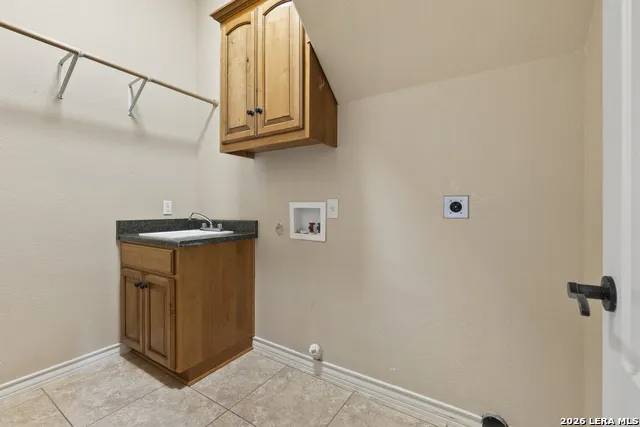 140 Legacy Trail Dr La Vernia, TX 78121