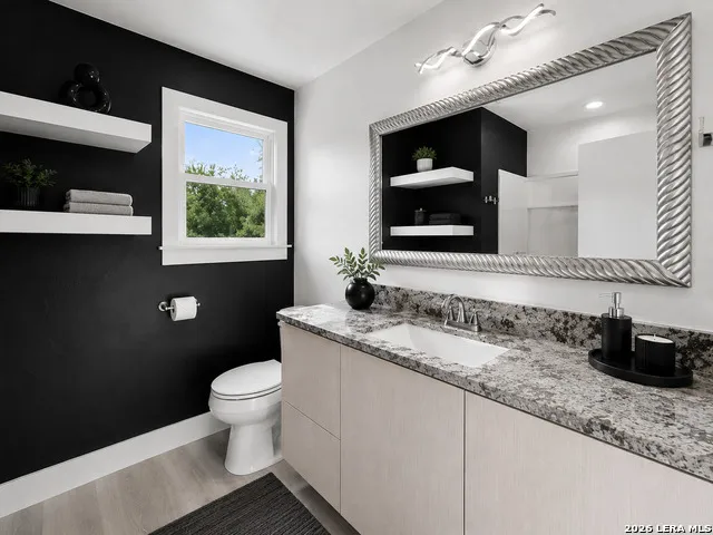 215 Westway Dr San Antonio, TX 78225