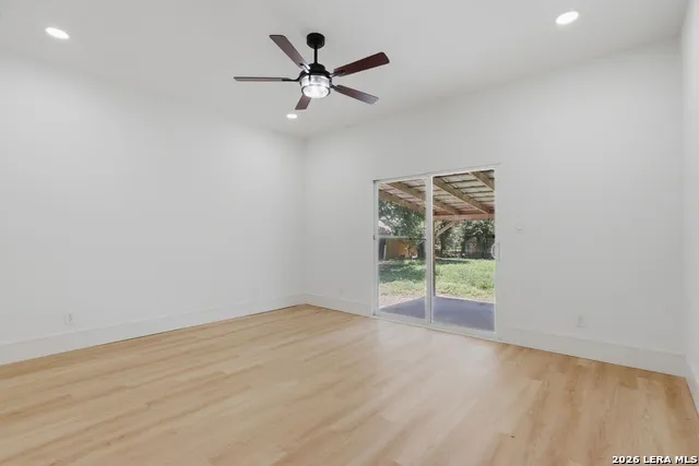 415 Elm St Seguin, TX 78155